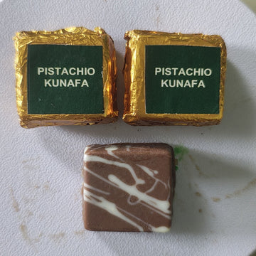 Pistachio Kunafa Charm - 12pc